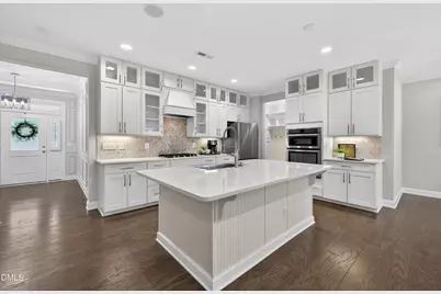 535 Methven Grove Drive, Cary, NC 27519 - Photo 3