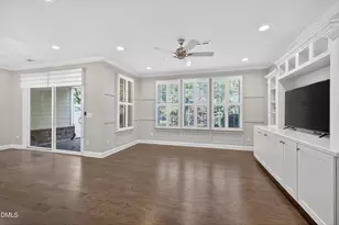 535 Methven Grove Dr, Cary, NC 27519 - Photo 9