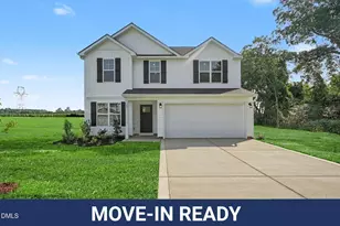 207 Baxley Dr, Dunn, NC 28334 - Photo 1