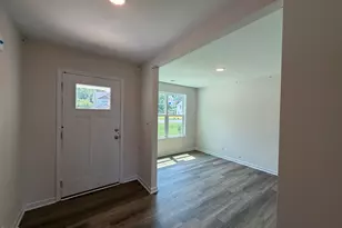 207 Baxley Dr, Dunn, NC 28334 - Photo 3
