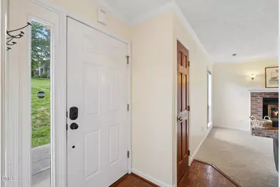 118 Clancy Circle, Cary, NC 27511 - Photo 9