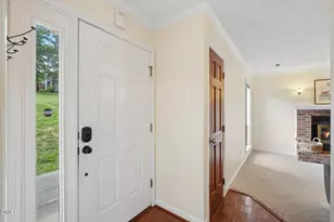 118 Clancy Cir, Cary, NC 27511 - Photo 9