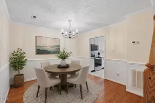 118 Clancy Cir, Cary, NC 27511 - Photo 3