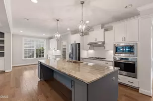 7421 Stonehenge Farm Ln, Raleigh, NC 27613 - Photo 3