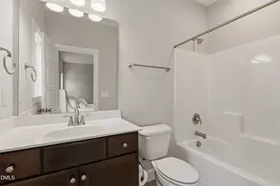 7421 Stonehenge Farm Ln, Raleigh, NC 27613 - Photo 23