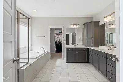 7421 Stonehenge Farm Lane, Raleigh, NC 27613 - Photo 13