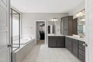 7421 Stonehenge Farm Ln, Raleigh, NC 27613 - Photo 13
