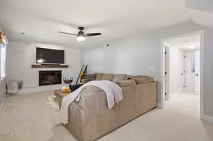 5408 Farley Dr, Raleigh, NC 27609 - Photo 17
