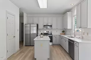 101 Greygate Pl, Cary, NC 27518 - Photo 17