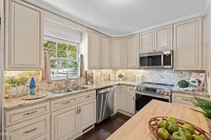 429 Warren Ave, Cary, NC 27511 - Photo 15