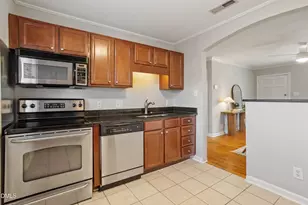 2320 Bernard St, Raleigh, NC 27608 - Photo 13