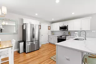 1304 Marlborough Rd, Raleigh, NC 27610 - Photo 11