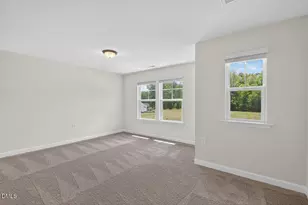 21 E Odell Ln, Zebulon, NC 27597 - Photo 13