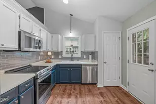 1032 Roundtable Ct, Knightdale, NC 27545 - Photo 13