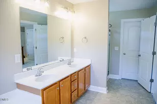62 Red Berry Holly Ln, Hurdle Mills, NC 27541 - Photo 33