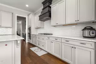 129 Tisbury Dr, Holly Springs, NC 27540 - Photo 11