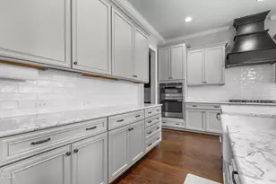 129 Tisbury Dr, Holly Springs, NC 27540 - Photo 7