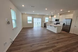 517 Sunset Lk Dr, Durham, NC 27703 - Photo 7