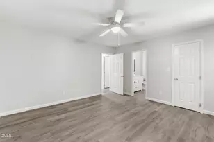 3641 Meadow Creek Ln, Raleigh, NC 27616 - Photo 9