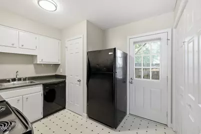 2604 Brafferton Court, Raleigh, NC 27604 - Photo 9