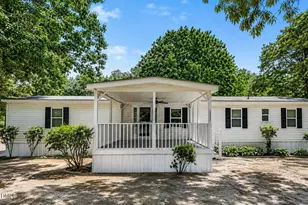 135 Trails End Dr, Selma, NC 27576 - Photo 1