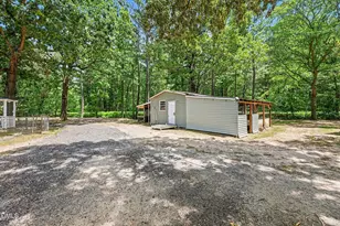 135 Trails End Dr, Selma, NC 27576 - Photo 41