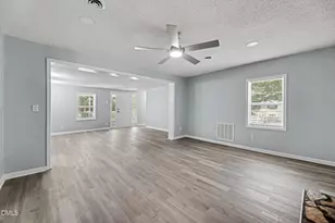 135 Trails End Dr, Selma, NC 27576 - Photo 15