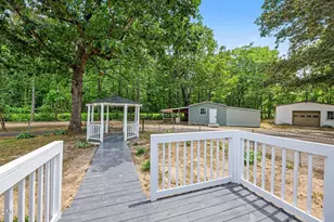 135 Trails End Dr, Selma, NC 27576 - Photo 45