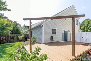 9128 Colony Village Ln, Raleigh, NC 27617 - Photo 25