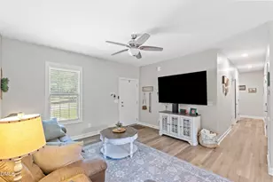 304 E Mason St, Franklinton, NC 27525 - Photo 11