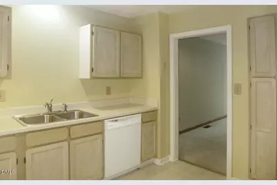 206 Cedarwood Lane, Carrboro, NC 27510 - Photo 5