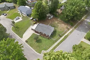 3909 Old Creek Ct, Raleigh, NC 27604 - Photo 5