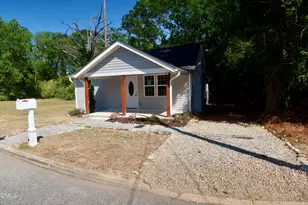 331 Cross Creek St, Fayetteville, NC 28301 - Photo 3