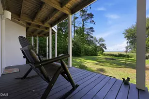 174 Windy Point Rd, Beaufort, NC 28516 - Photo 13