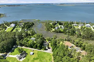 174 Windy Point Rd, Beaufort, NC 28516 - Photo 19