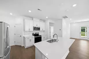 301 Beachcomber Dr, Lillington, NC 27546 - Photo 3
