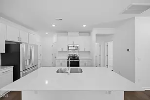 301 Beachcomber Dr, Lillington, NC 27546 - Photo 5