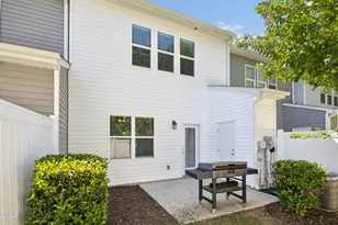 185 N Enterprise Dr, Clayton, NC 27520 - Photo 29