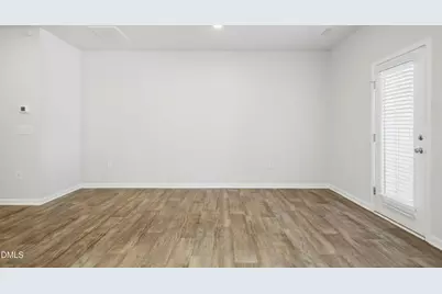 185 N Enterprise Drive, Clayton, NC 27520 - Photo 7