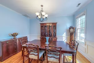 401 Waverly Hills Dr, Cary, NC 27519 - Photo 3