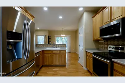 8504 Neuse Stone Drive, Raleigh, NC 27616 - Photo 5