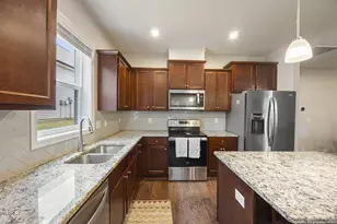124 Cecina Ct, Clayton, NC 27527 - Photo 5