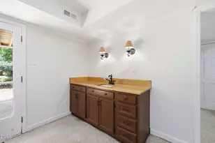 1108 Paine Ct, Raleigh, NC 27609 - Photo 33