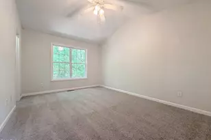 11 N Carolina Ave, Benson, NC 27504 - Photo 9