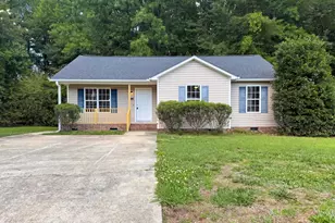 11 N Carolina Ave, Benson, NC 27504 - Photo 1