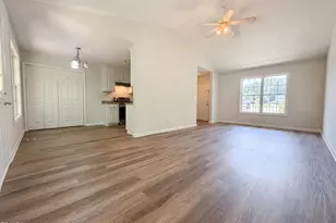 11 N Carolina Ave, Benson, NC 27504 - Photo 5