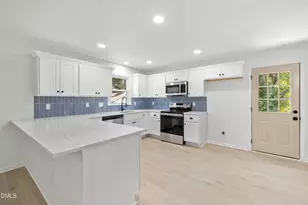 2605 Valley Woods Ct, Raleigh, NC 27613 - Photo 13
