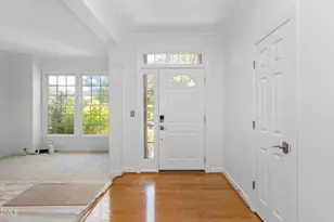 102 Citrus Pl, Cary, NC 27519 - Photo 5