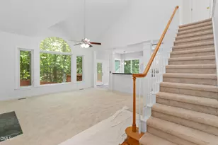 102 Citrus Pl, Cary, NC 27519 - Photo 9