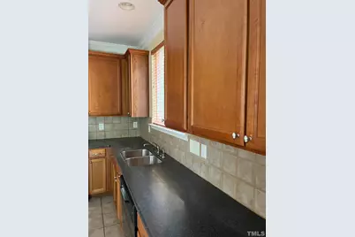 2017 Remington Oaks Circle, Cary, NC 27519 - Photo 15